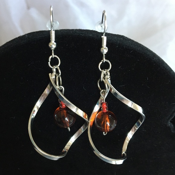 With A Twist Silver & Amber Handcrafted Earrings - Picture 4 of 4